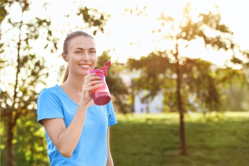 16 Benefits of Whey Protein for Everyone